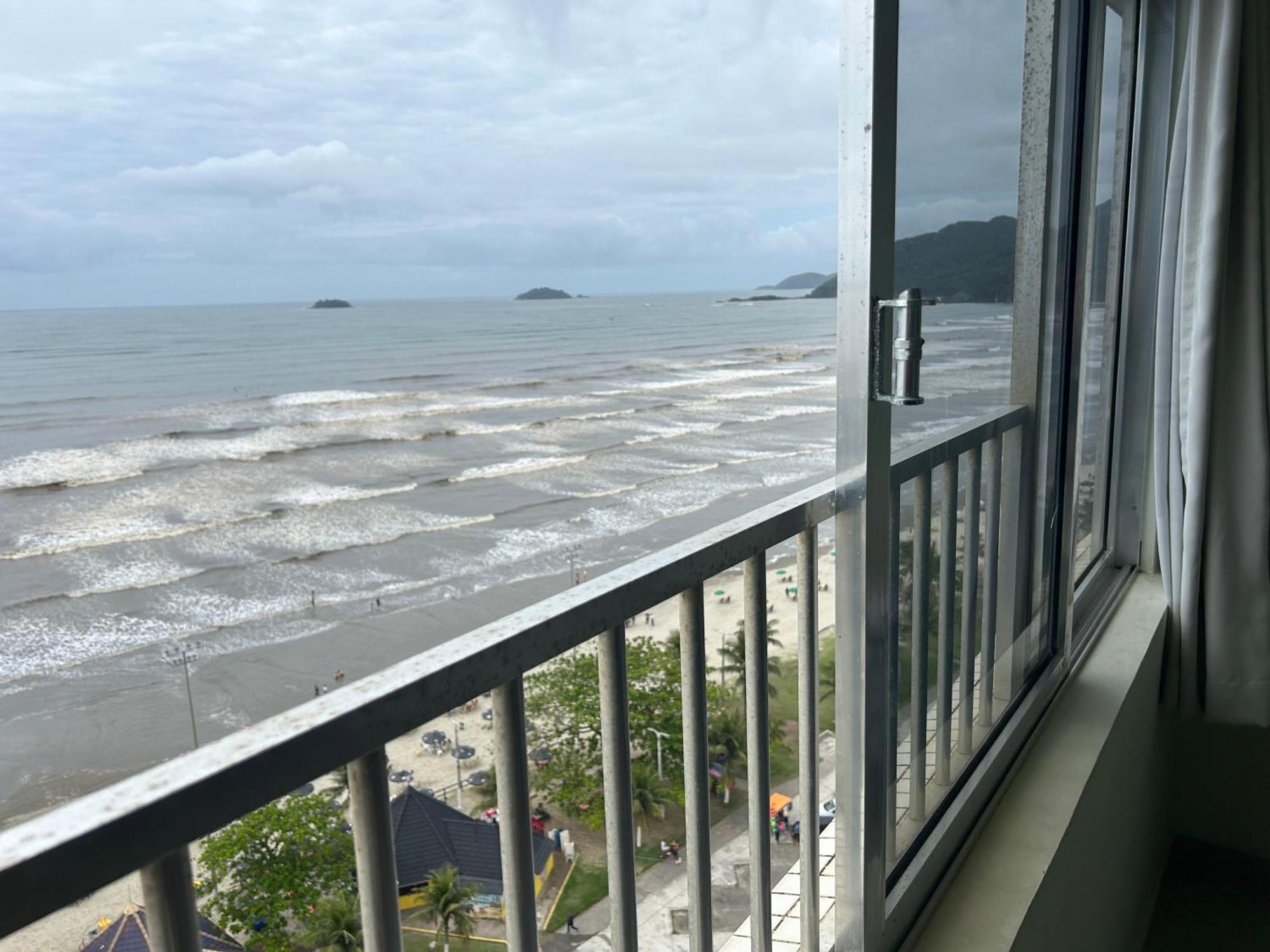 Apto Em Frente Ao Mar Predio Redondo Linda Vista Peruíbe Esterno foto
