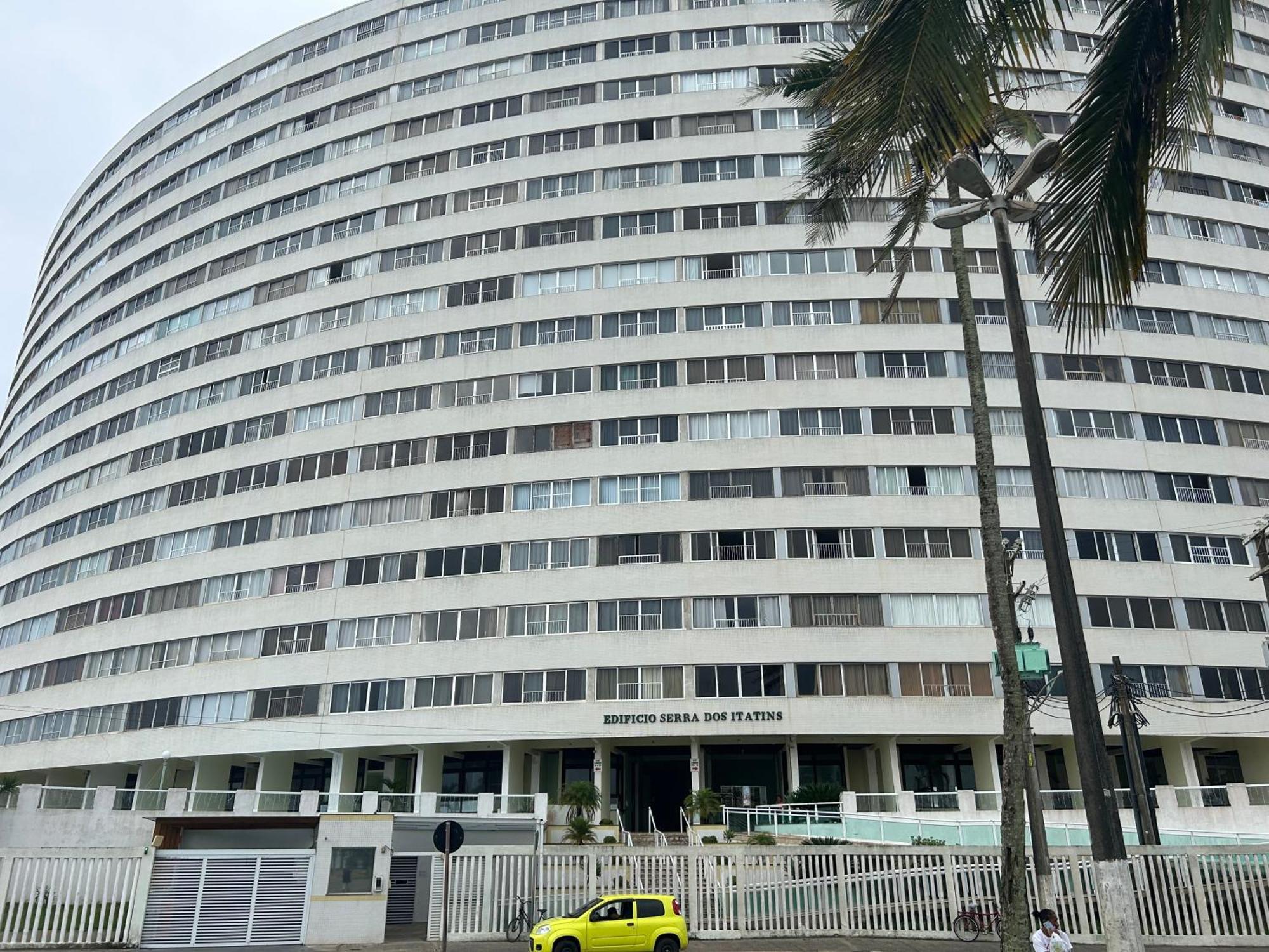 Apto Em Frente Ao Mar Predio Redondo Linda Vista Peruíbe Esterno foto